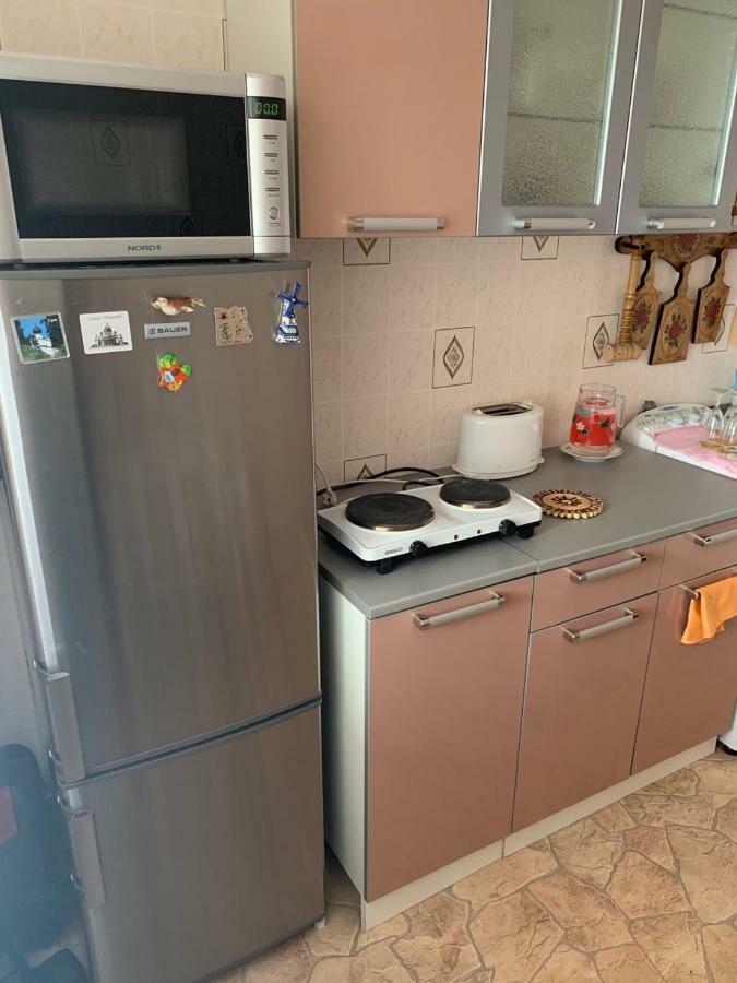 Ореховая Горка Апартаменты С Балконом И Лифтом Narva Kültér fotó