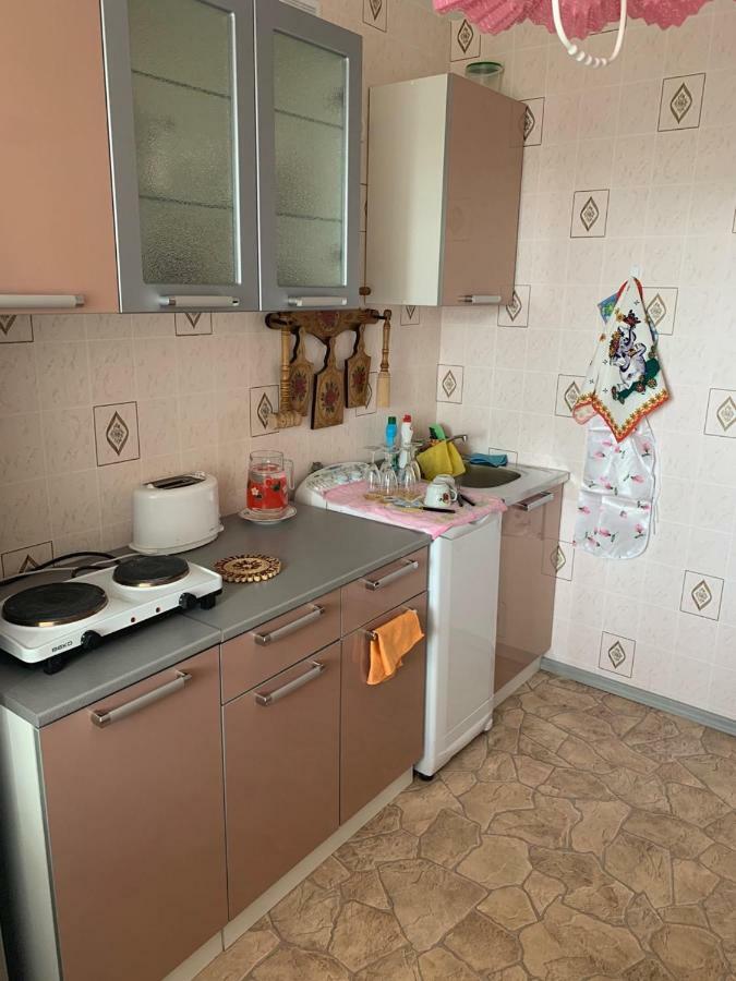 Ореховая Горка Апартаменты С Балконом И Лифтом Narva Kültér fotó